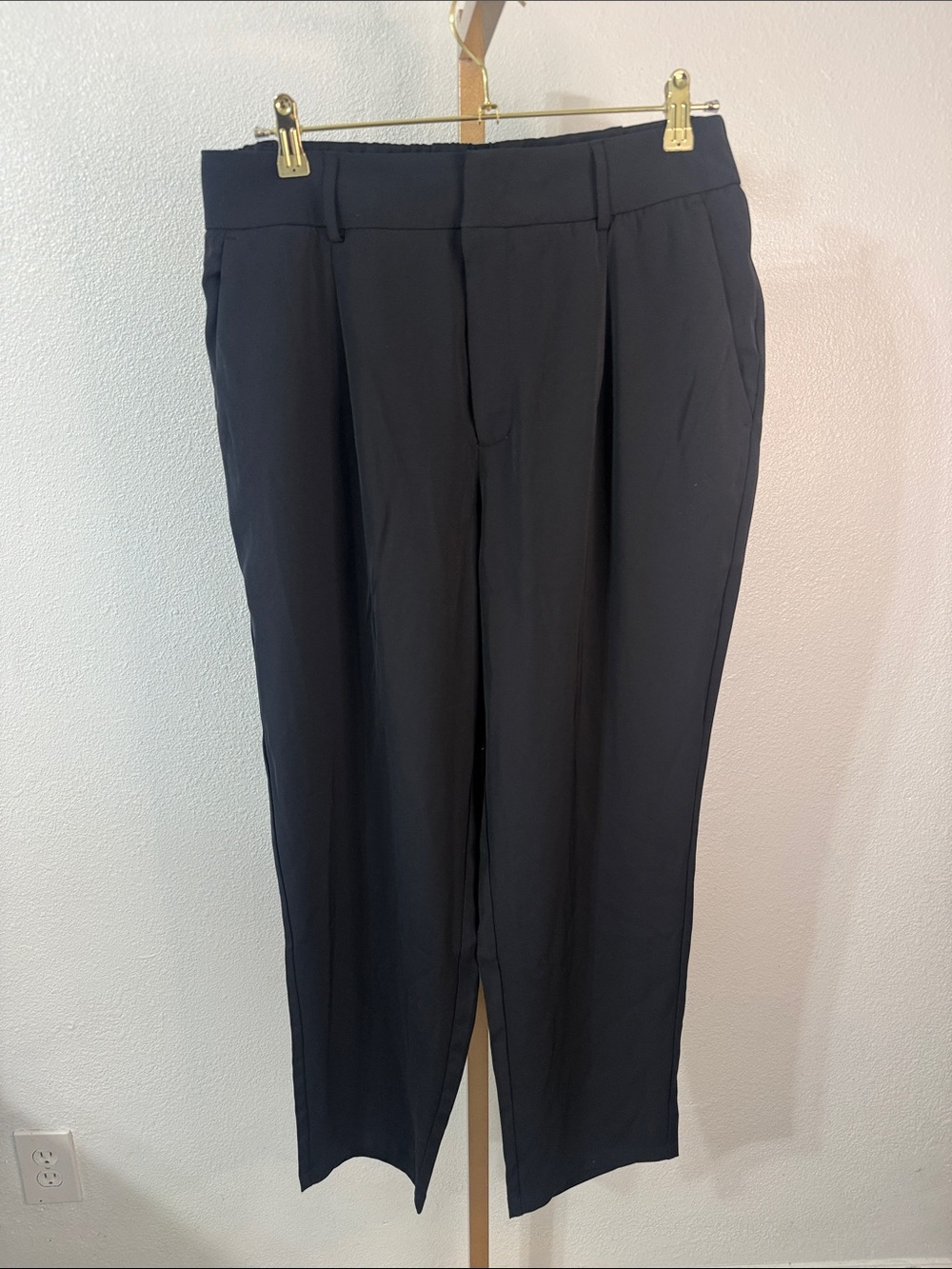 Halara-Womens Classic Black Dress Pants- Large regular